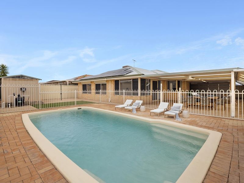 30 Rawlinna Heights, Ballajura