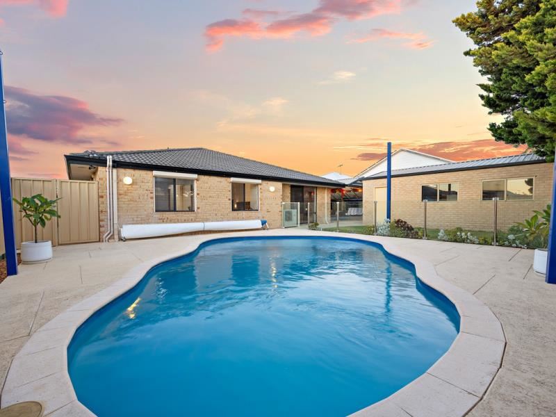 5 Morfontaine Parade, Port Kennedy WA 6172