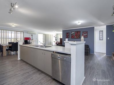 30 Ridgewood boulevard, Ridgewood WA 6030