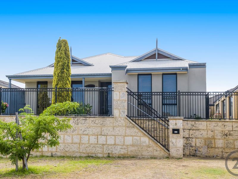8 Salome Crescent, Lakelands WA 6180
