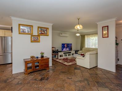 13A Fountains Court, Armadale WA 6112