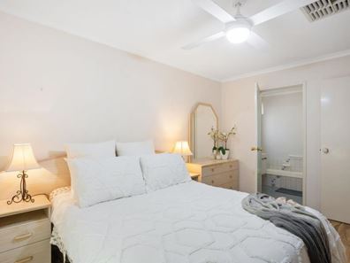 45 Nautical Grove, Beldon WA 6027