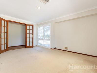6 Whitecap Court, Edgewater WA 6027