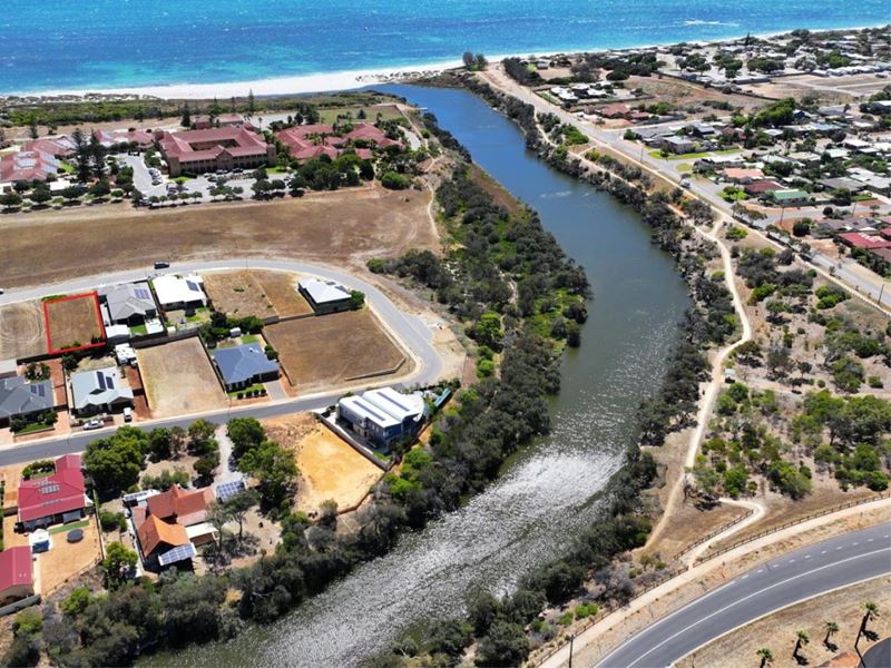 14 Edwin Crescent, Bluff Point