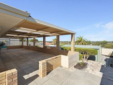 44 Emperor Avenue, Beldon WA 6027