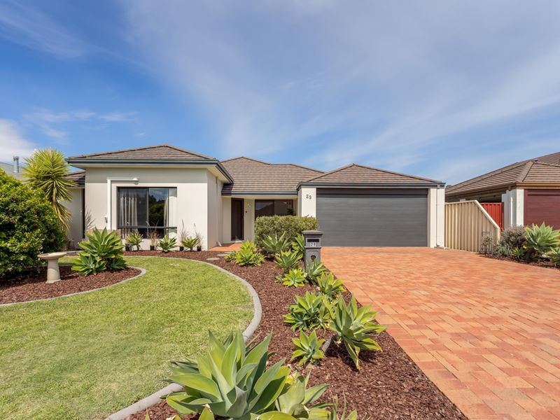 29 Mooralup  Turn, Dalyellup WA 6230
