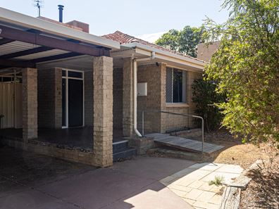 26 Golf Road, Merredin WA 6415
