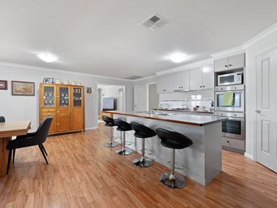 8 Spinnaker Way, Drummond Cove WA 6532