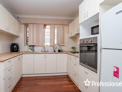 18 Tijuana Road, Armadale WA 6112