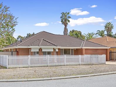 5A Bowkett Street, Redcliffe WA 6104