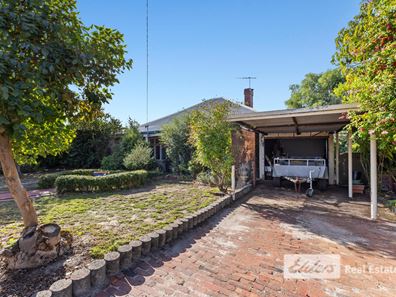 62 Venn  Street West, Collie WA 6225