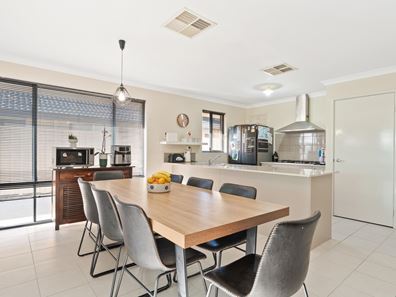 98 Camelot Street, Baldivis WA 6171