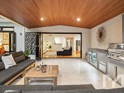 14 Clayton Street, East Fremantle WA 6158