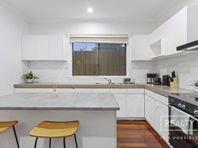 31 Sydenham Road, Doubleview WA 6018