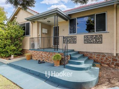 3 Saunders Street, Collie WA 6225