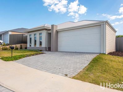 39 Sarasota Loop, Madora Bay WA 6210