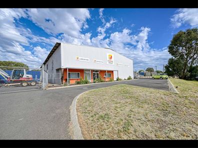 15 Beddingfield Street, Davenport WA 6230