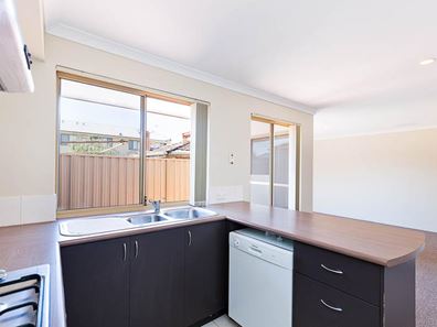 4/9 Cooper Street, Midland WA 6056