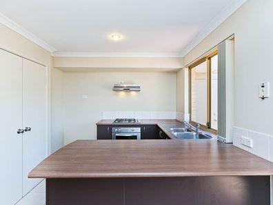 4/9 Cooper Street, Midland WA 6056