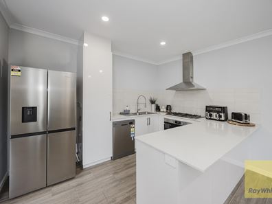 11 Starcke Lane, Yanchep WA 6035