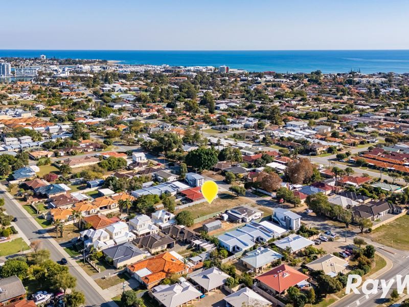 73 Cooper Street, Mandurah