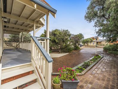 36 Indiana Parade, Singleton WA 6175