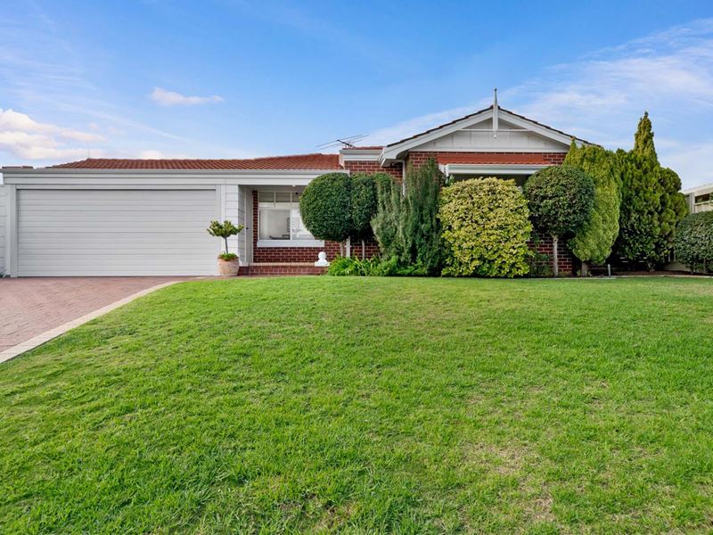 18 Tarcoola retreat, Ocean Reef WA 6027