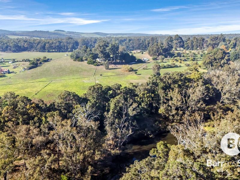 20 Thomas Road, Nannup WA 6275