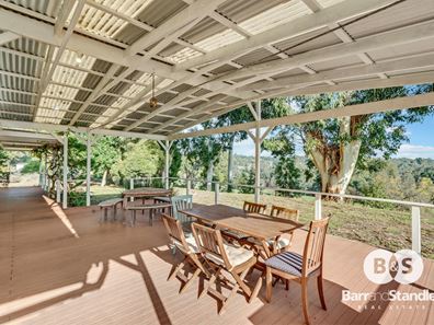 20 Thomas Road, Nannup WA 6275
