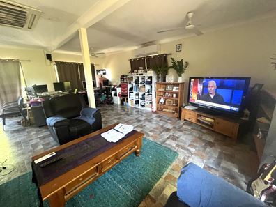 5 Kurrajong St, Kununurra WA 6743