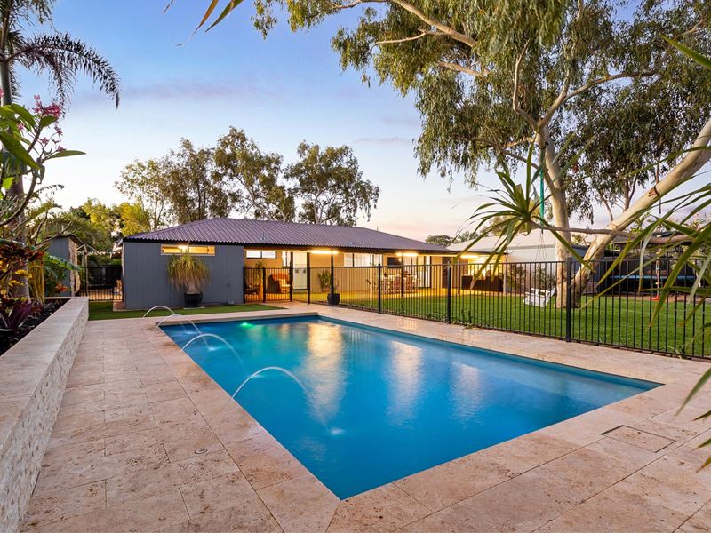 16 Ashburton Crescent, Dampier WA 6713