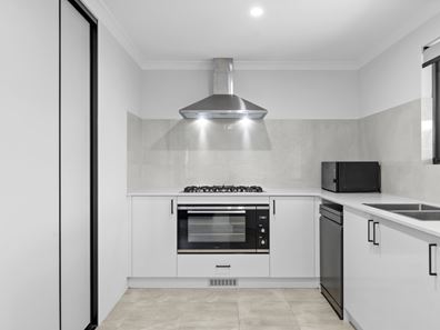 30 Maxillaria Vista, Treeby WA 6164