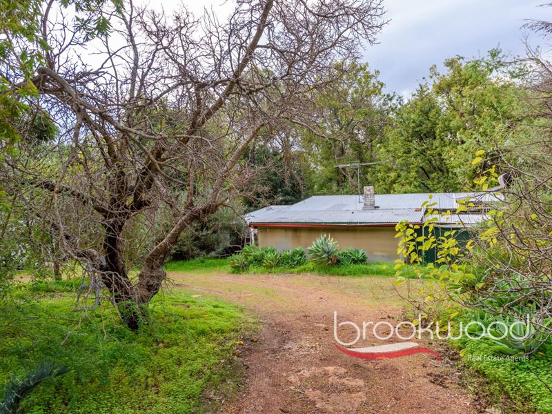 44 Alps Street, Mount Helena WA 6082