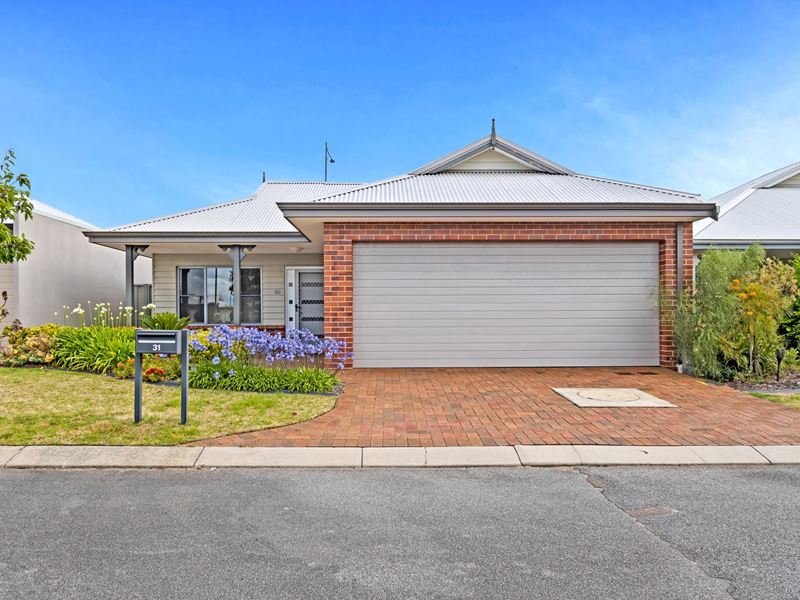 16/21 Brooks Garden Boulevard, Lange