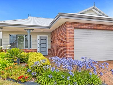 16/21 Brooks Garden Boulevard, Lange WA 6330