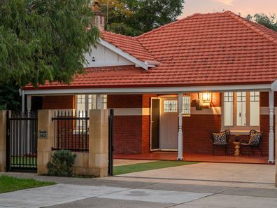 162 Ninth Avenue, Inglewood WA 6052