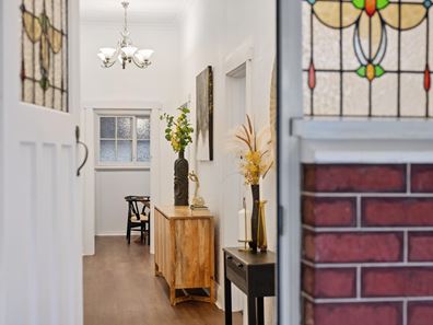 162 Ninth Avenue, Inglewood WA 6052