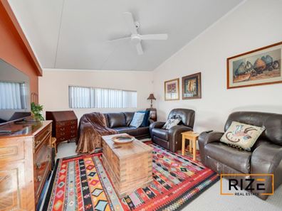 53 Brunswick Circuit, Banksia Grove WA 6031