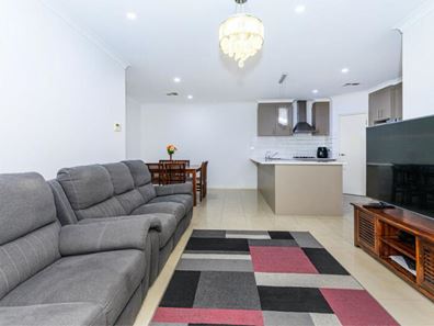 4A Ungaroo Road, Westminster WA 6061