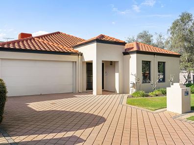 2 Inchcape Court, Stirling WA 6021