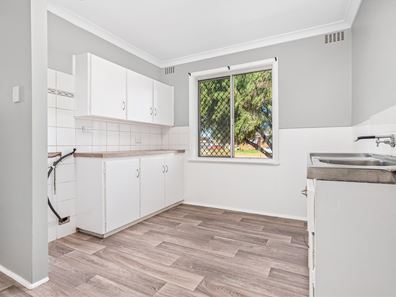 6 Roberts Road, Utakarra WA 6530