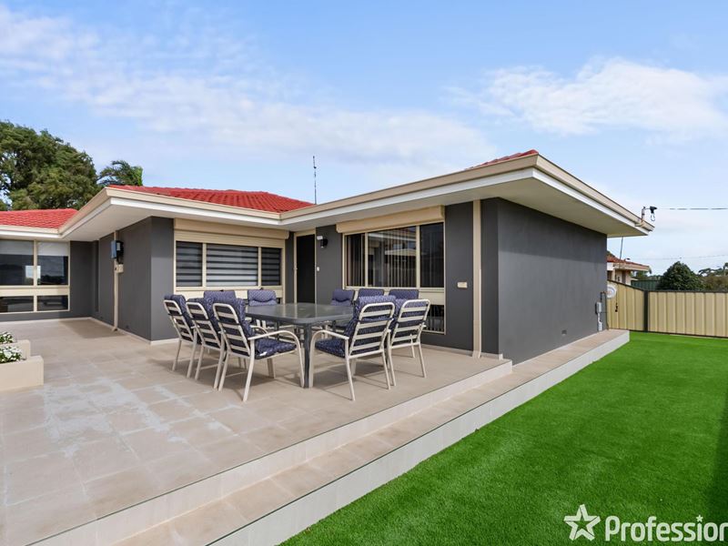 14 Sulphur Road, Parmelia WA 6167