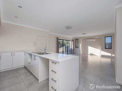 10/75 Hartfield Road, Forrestfield WA 6058