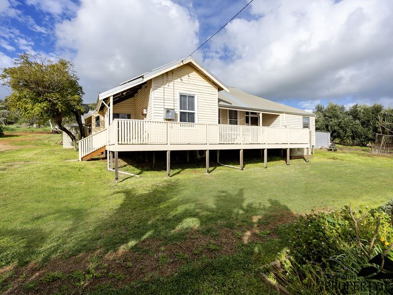 17 Indialla Road, Nabawa WA 6532