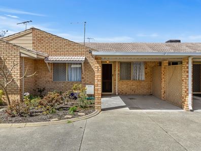 4/9 Louise  Street, Rockingham WA 6168