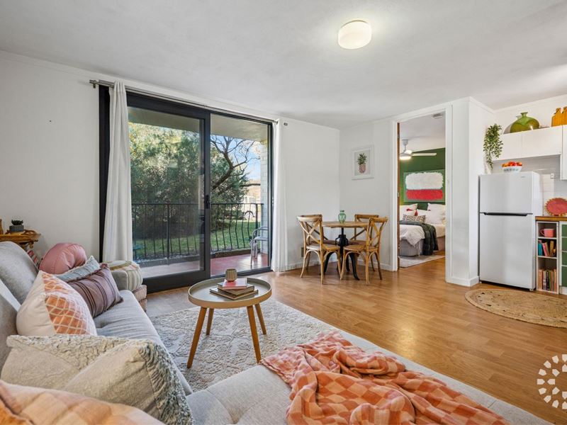2/20 Stevens Street, Fremantle WA 6160