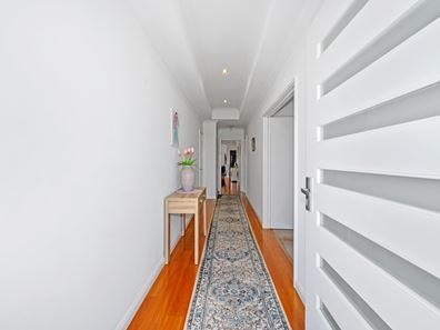 22 Glenariff Boulevard, Canning Vale WA 6155
