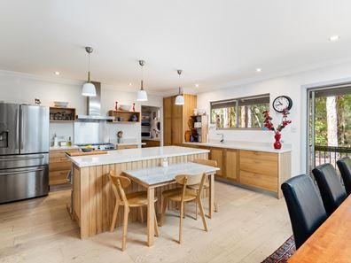 33 Sabina Drive, Molloy Island WA 6290
