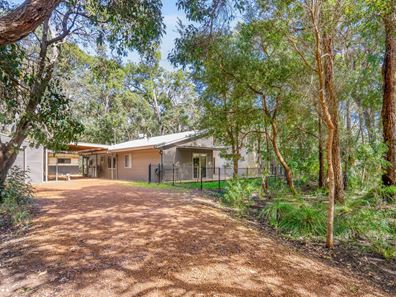 33 Sabina Drive, Molloy Island WA 6290