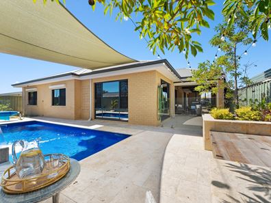 15 Baystone Road, Baldivis WA 6171